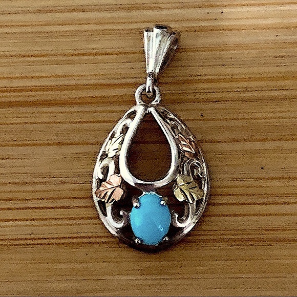 $82  Black Hills Gold Estate Pendant & Chain  Copyright C.CO STER 12K  N/C 925 - Picture 3 of 10